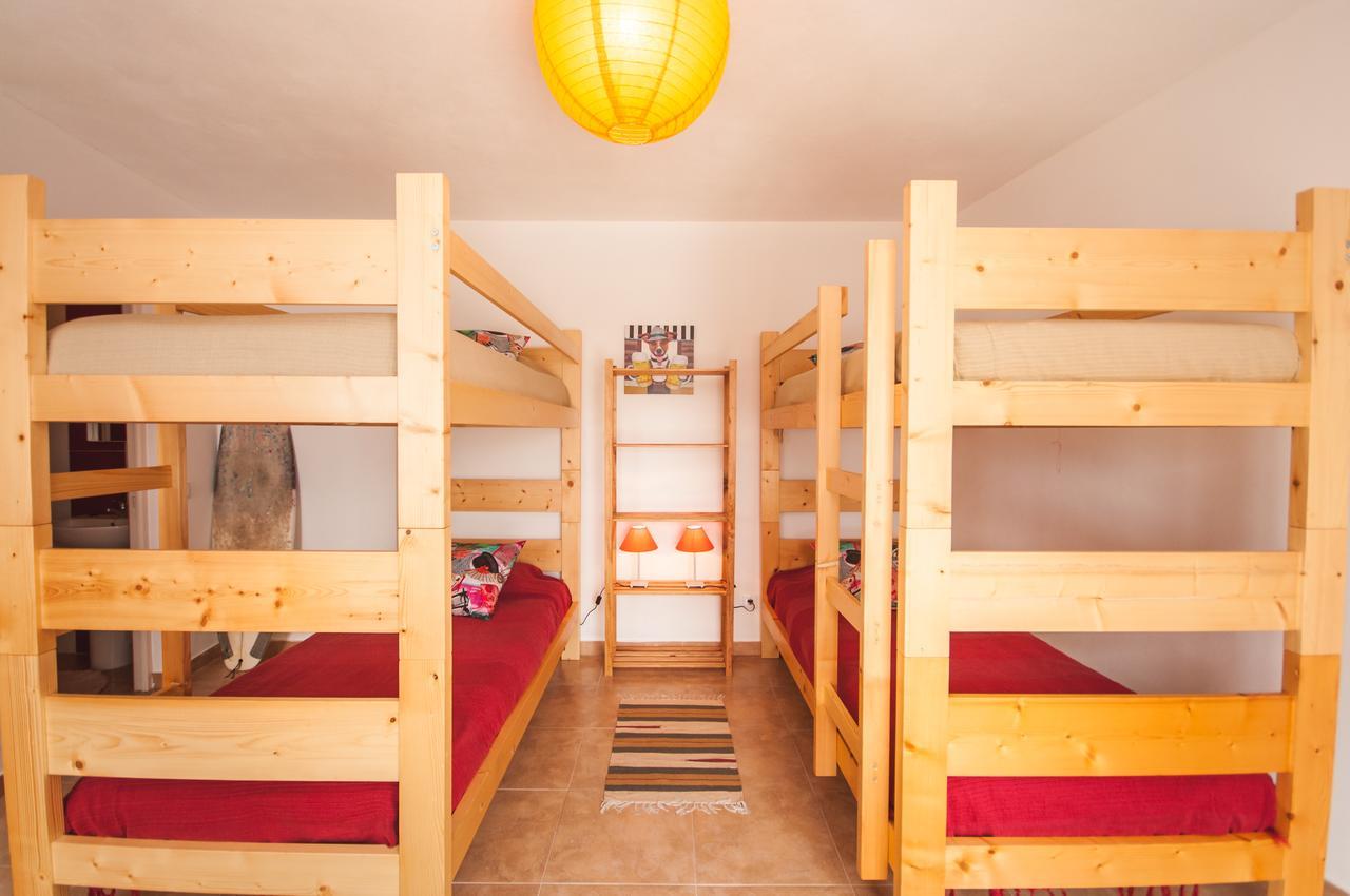 아토우기아다발레이아 Rivers Nation Surf Camp B&B 외부 사진